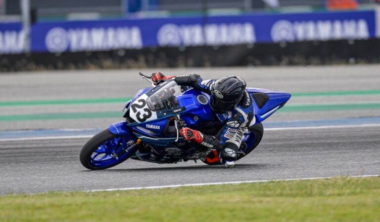 Debut Gemilang Sabian Fathul Ilmi di Yamaha R3 BLU CRU Asia-Pacific Championship